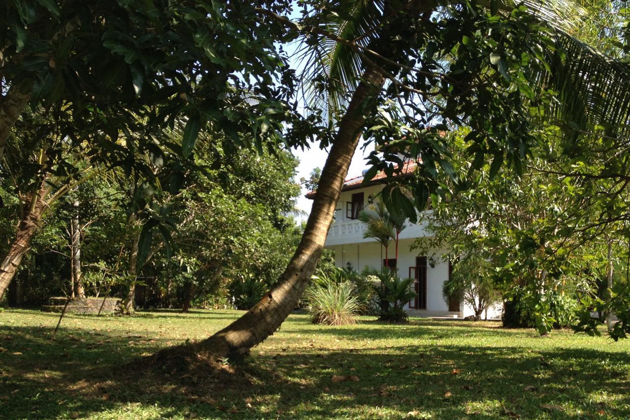 Shiny Hill Side Villa Hikkaduwa Exterior photo