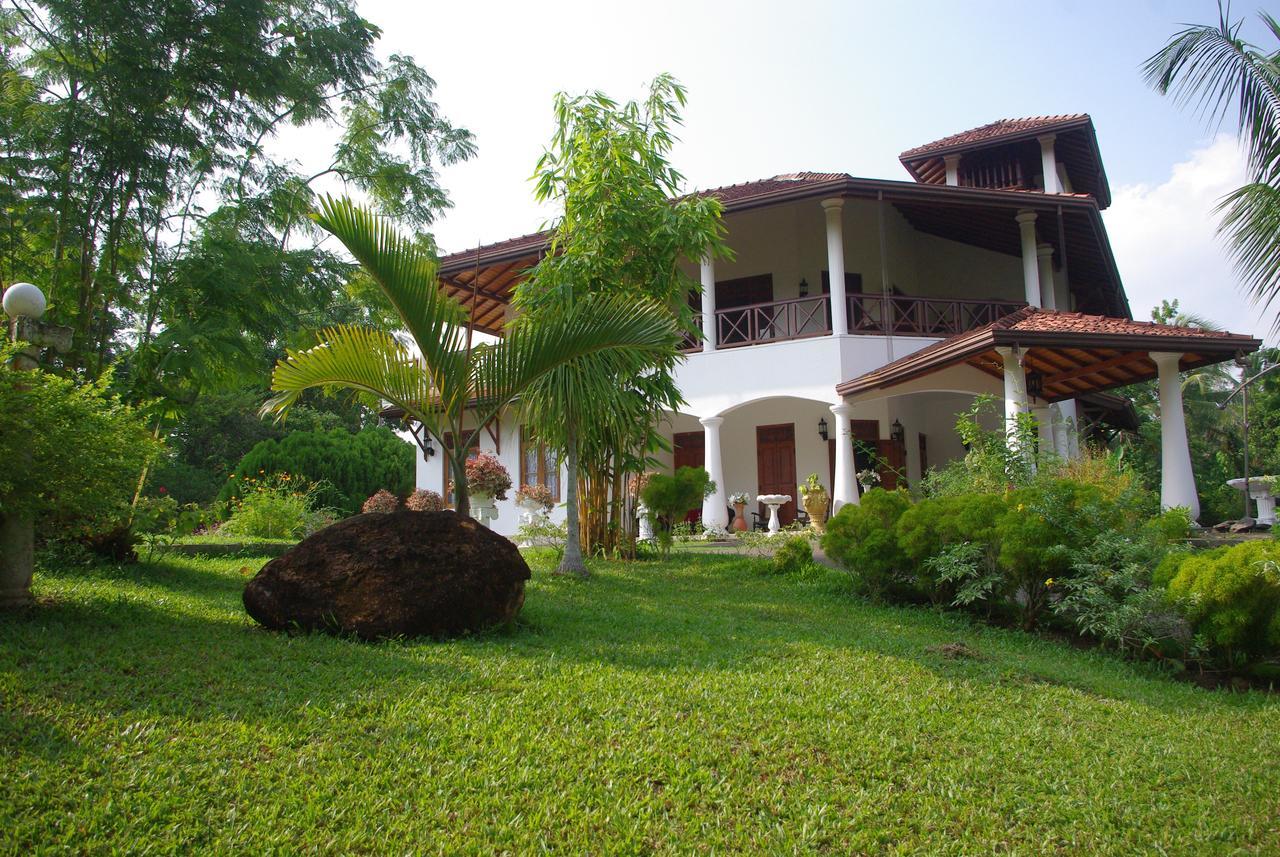 Shiny Hill Side Villa Hikkaduwa Exterior photo